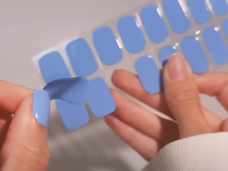 CÓMO APLICAR TUS UÑAS UV-FREE